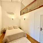 ゲストハウス Maison D'hote Mas De Castille Entre Uzes Et Le Pont Du Gard 3*