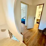 Maison D'hote Mas De Castille Entre Uzes Et Le Pont Du Gard ゲストハウス 3*