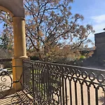 ゲストハウス Maison D'hote Mas De Castille Entre Uzes Et Le Pont Du Gard 3*