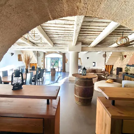 Maison D'hôte Mas De Castille Entre Uzès Et Le Pont Du Gard 3* Argilliers