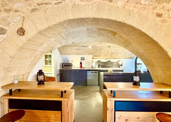 Maison D'hote Mas De Castille Entre Uzes Et Le Pont Du Gard Argilliers