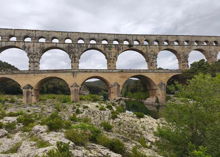 Maison D'hote Mas De Castille Entre Uzes Et Le Pont Du Gard 3* Argilliers